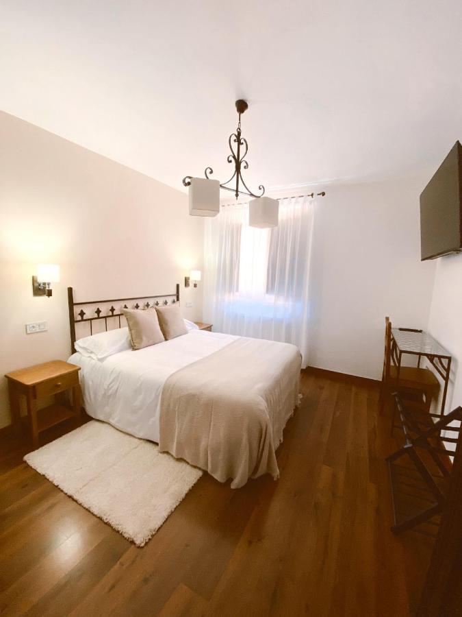 Hotel Rural Candela Y Plata Puerto de Béjar Екстериор снимка