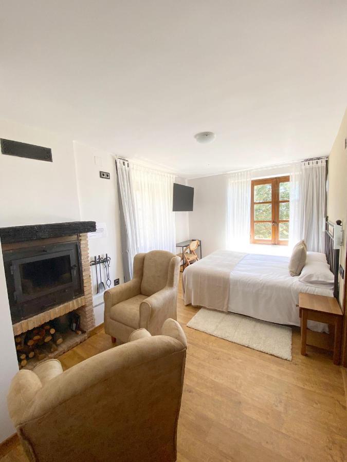 Hotel Rural Candela Y Plata Puerto de Béjar Екстериор снимка
