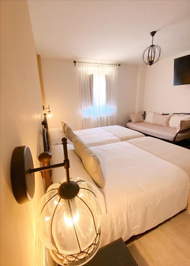 Hotel Rural Candela Y Plata Puerto de Béjar Екстериор снимка