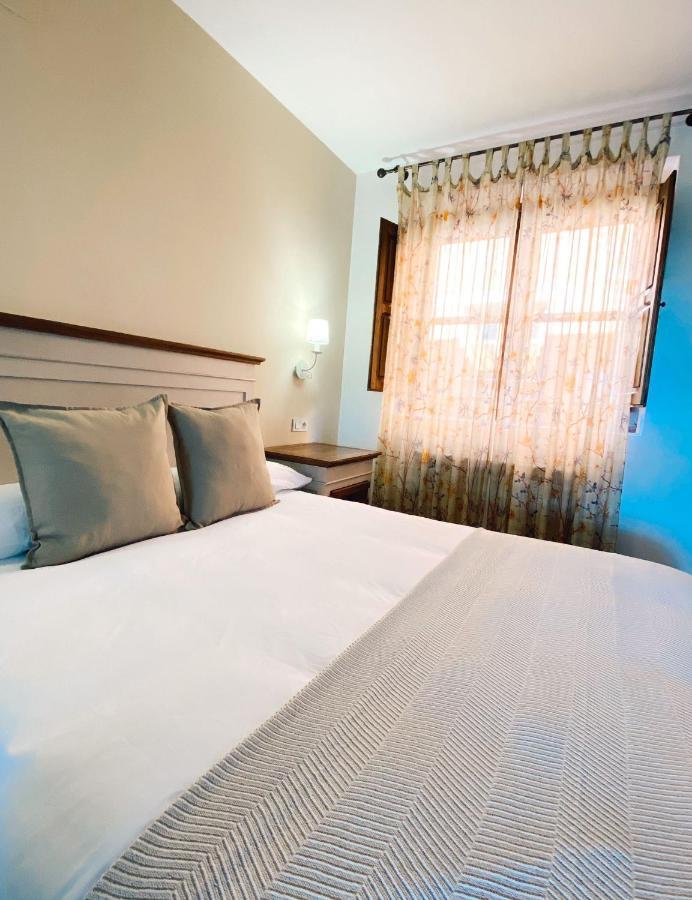 Hotel Rural Candela Y Plata Puerto de Béjar Екстериор снимка