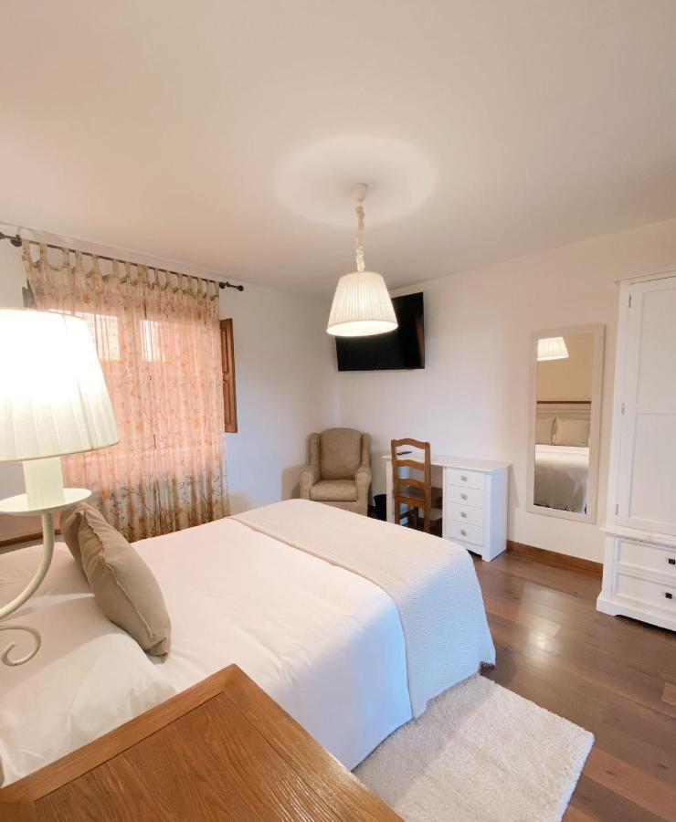 Hotel Rural Candela Y Plata Puerto de Béjar Екстериор снимка